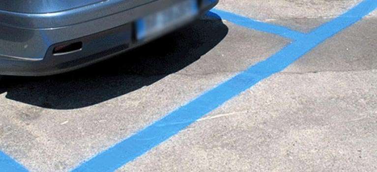 Parcheggi comunali, strisce blu